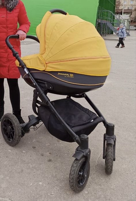 Каляска Adamex jogger.