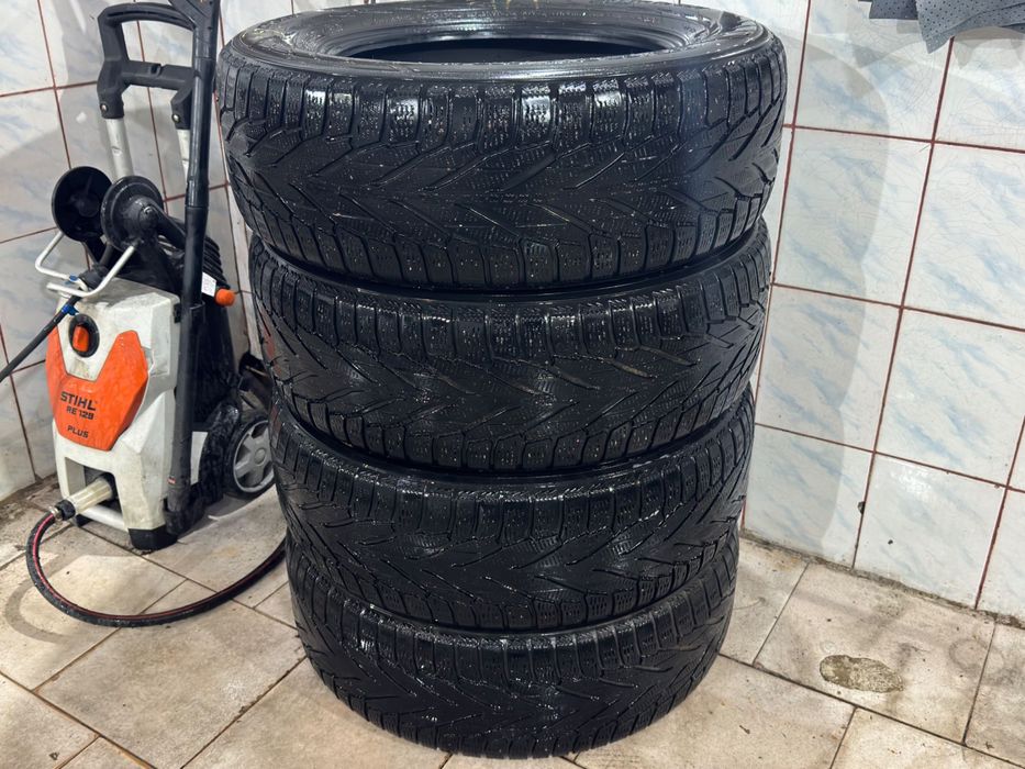 Зимняя резина 225/50/17 Nokian hakkapelita