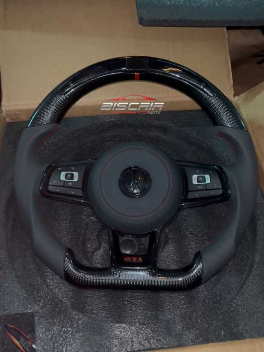 Volante VW Carbono com LED Display | Golf GTI / R (MK5 MK6 MK7 MK8)