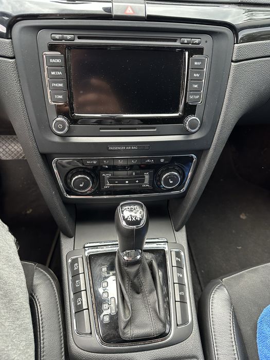 Skoda Superb 2014 VIN TMBLF73T1E9054727 фото оголошення 5 з 8