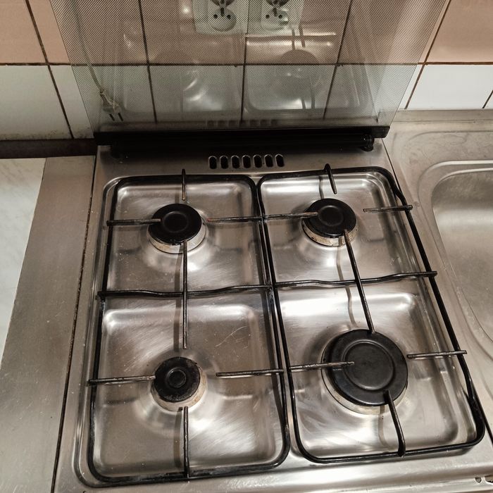 Kuchenka gazowa z piekarnikiem