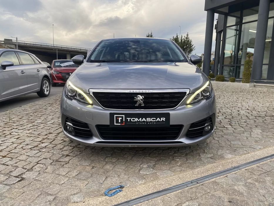 PEUGEOT 308 1.5 BlueHdi — photo 2