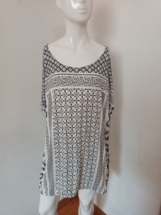 Lekka bluzka Gina Benotti XL (48/50) | Wiskoza | Wzory Mix: Panterka i Geometria