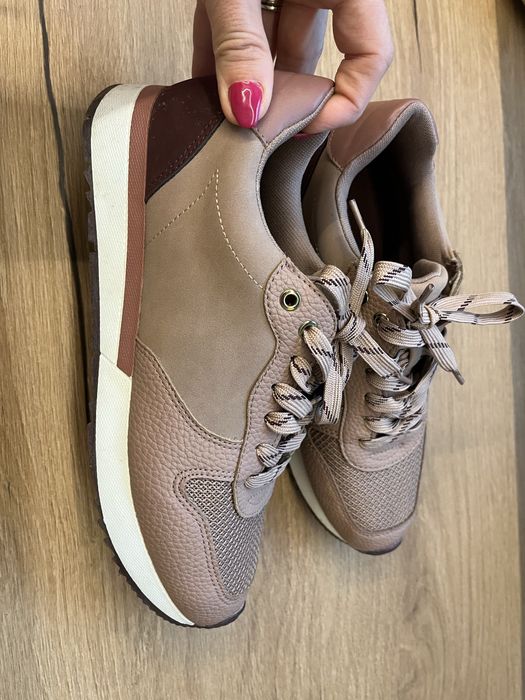 Adidasy brudny róż