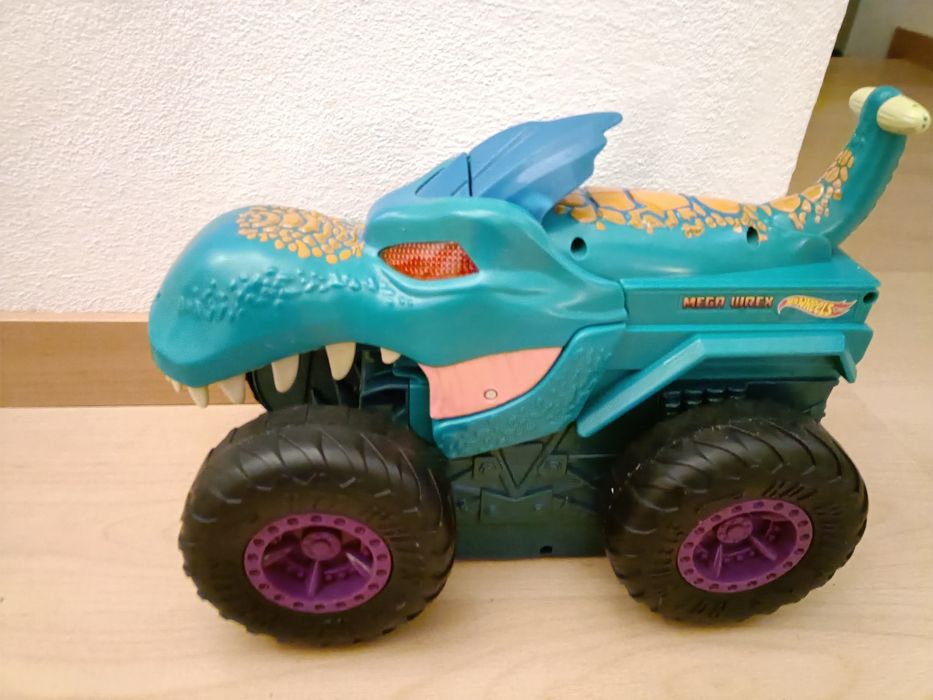 Carro hotweels Monster trucks mega  wrex