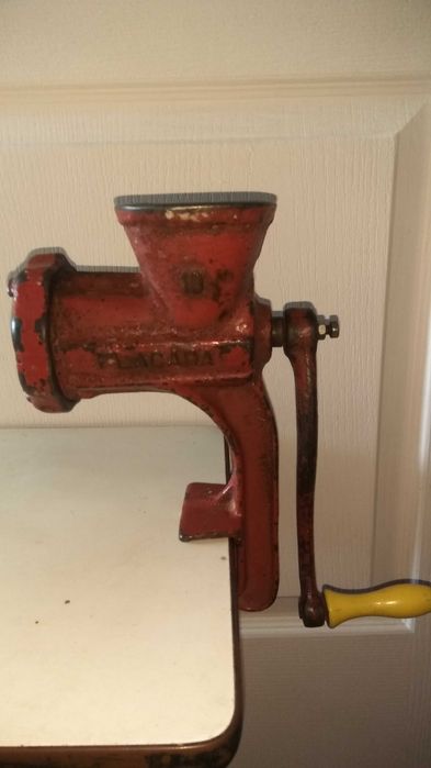 Мясорубка ручная FLAKARA 10