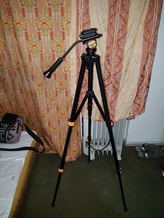 Tripé profissional para cameras de video