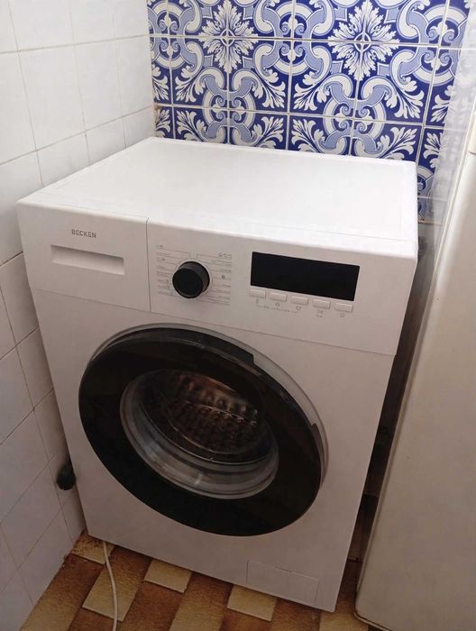 Máquina de Lavar Roupa BECKEN BWM9650 WH (8 kg - 1400 rpm - Branco)