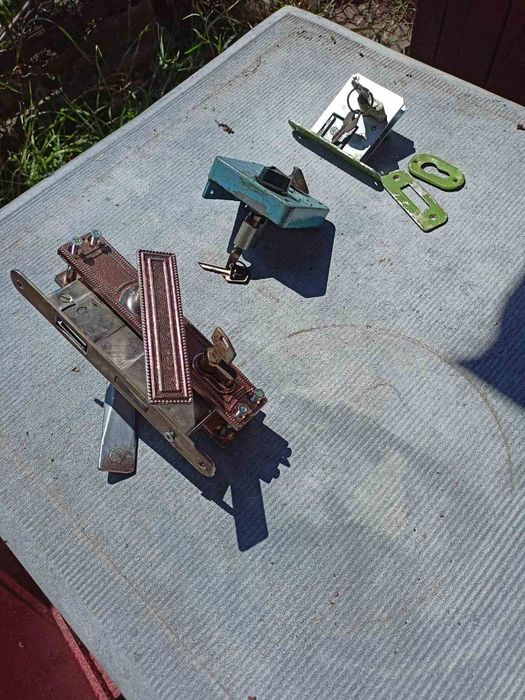 Замки дверные рабочие