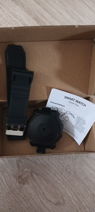 Smartwatch  / Zegarek  / Nowy
