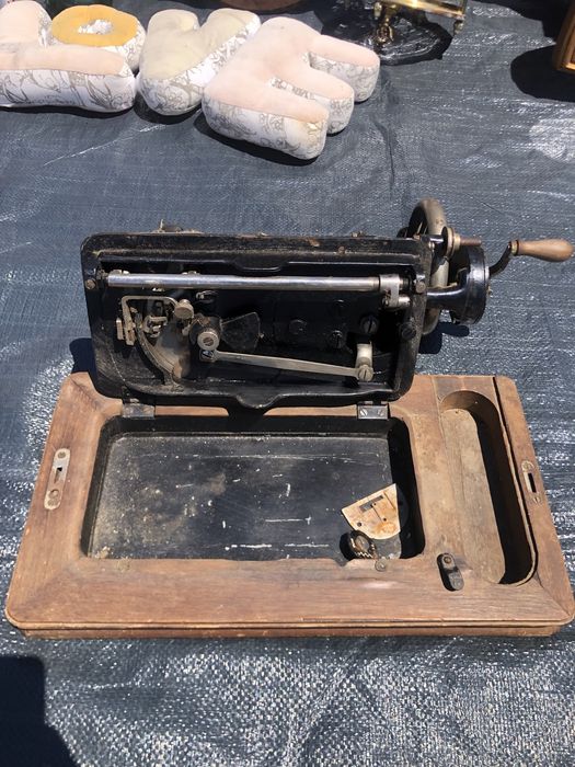 Máquina de costura antiga VERITAS