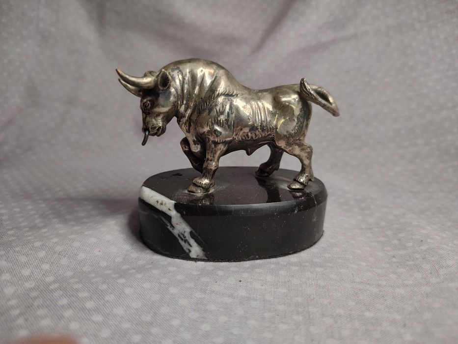 Статуэтка серебряная