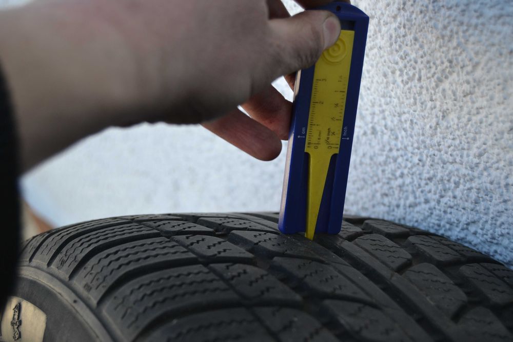 4x zima 225/55r17 Sunny Snowmaster komplet tanio 225/55-17