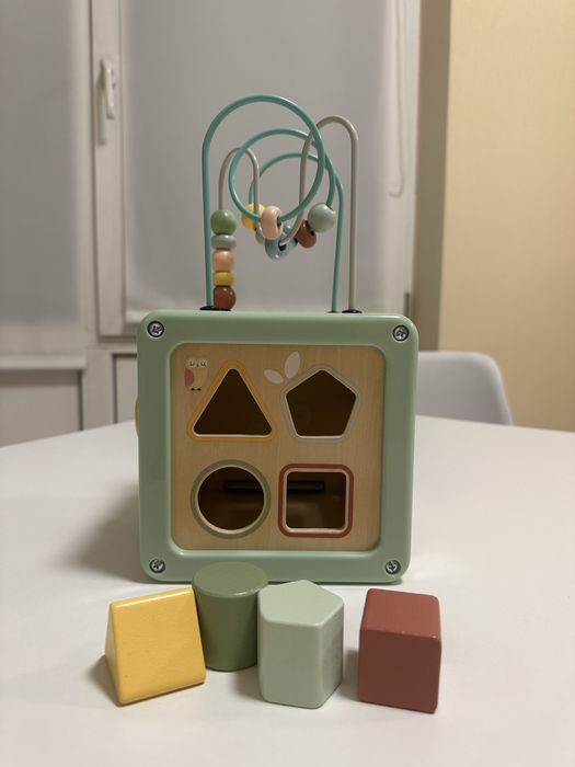 Маленький бізікуб