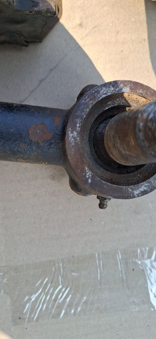 Продам рулевой наконечник на автомобиль Камаз 4310.