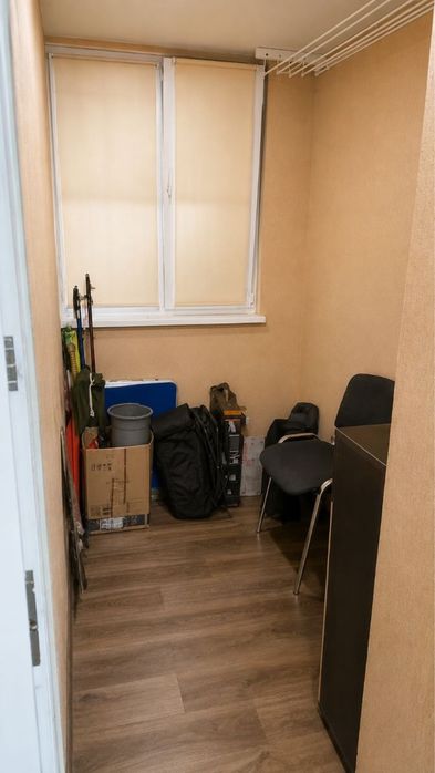 Продам трикімнатну квартиру ПЗР