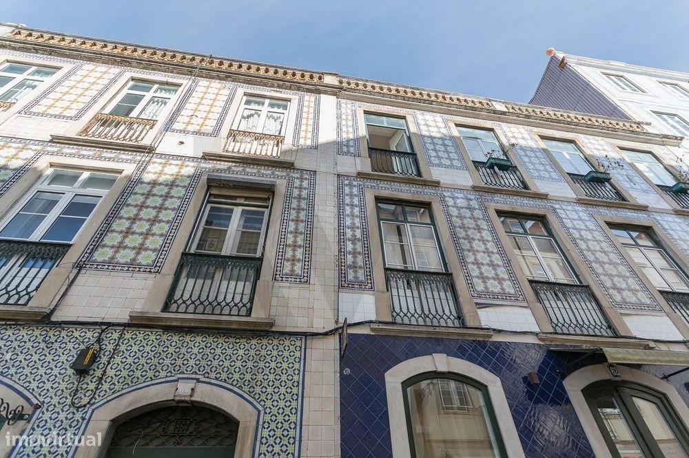 T3 para arrendar em São Bento/Lisboa. Histórico e Elegância Contemporâ