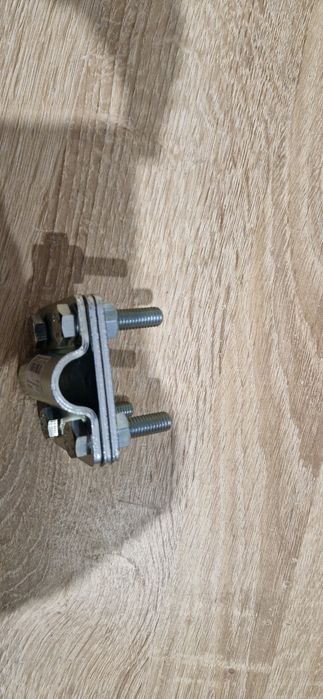 23 sztuki Elko-Bis Złącze Uniwersalne Bednarka-Pręt 16mm 4xm8x35mm