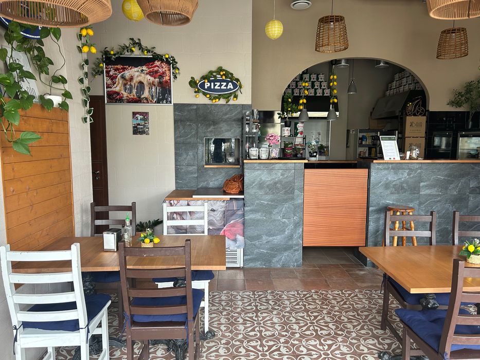 Odstępie pizzerię
