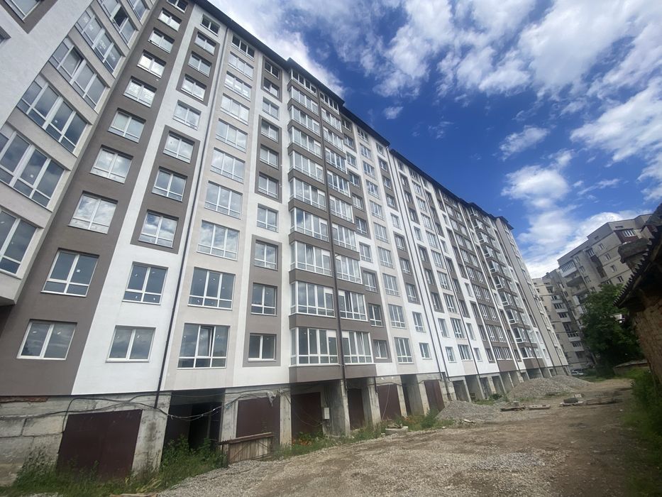 Продається 2к. квартира.Вул. Горбачевського Пасічна Новобудова.
