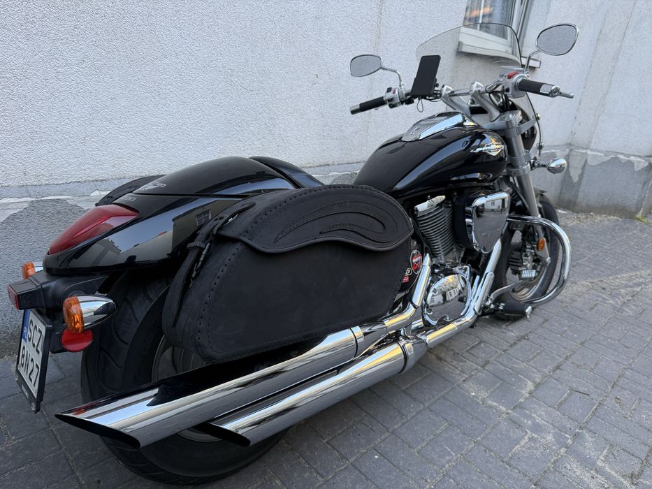 Motocyklowy Kufer+ sakwy czarny mat