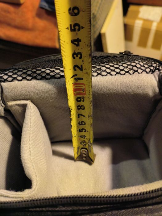 Ссумка для фотоаппарата Lowepro Edit 110