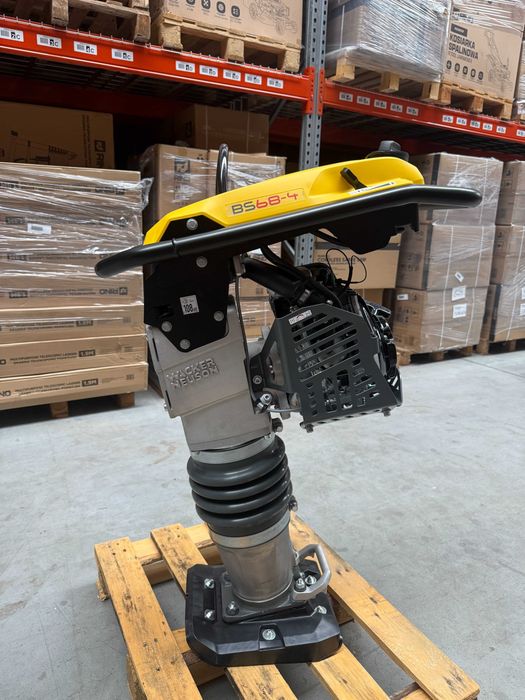 Ubijak Wacker Neuson BS 68-4A/28 Honda GXR 120 70 kg