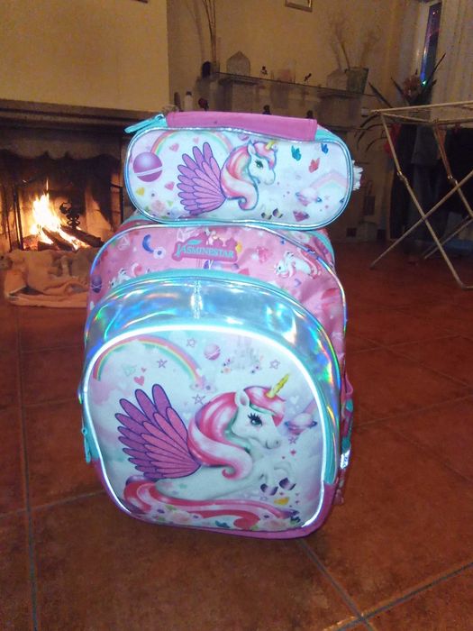 Mochila de rodas+ estojo unicórnio