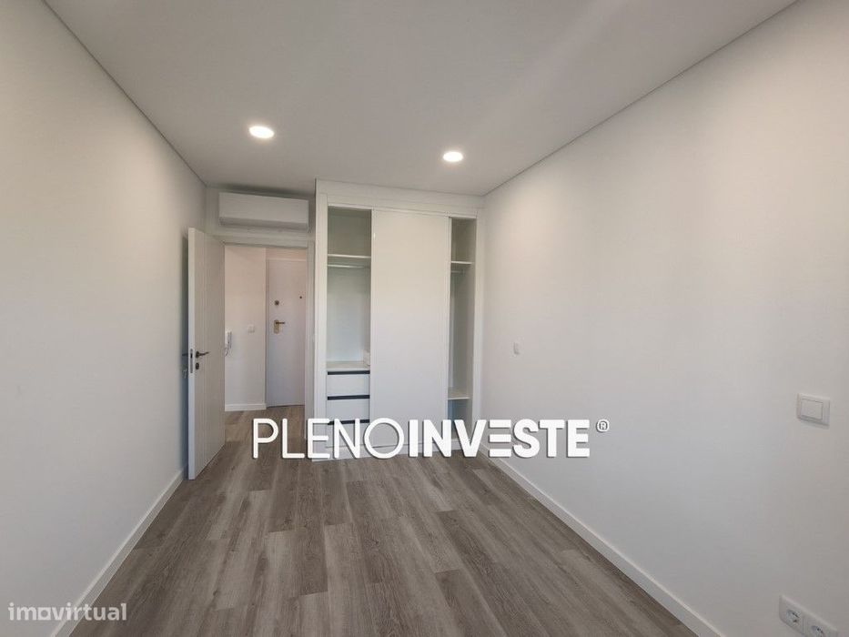 T2 totalmente remodelado em Corroios