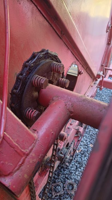 Sprzęgło napęd wytrząsaczy Massey Ferguson