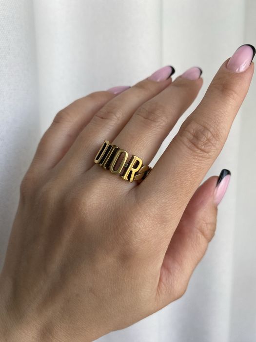 Сережки каблучки брендові прикраси