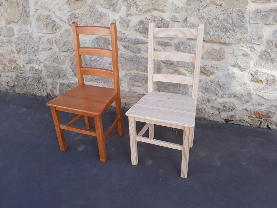 Cadeira  de madeira Novas