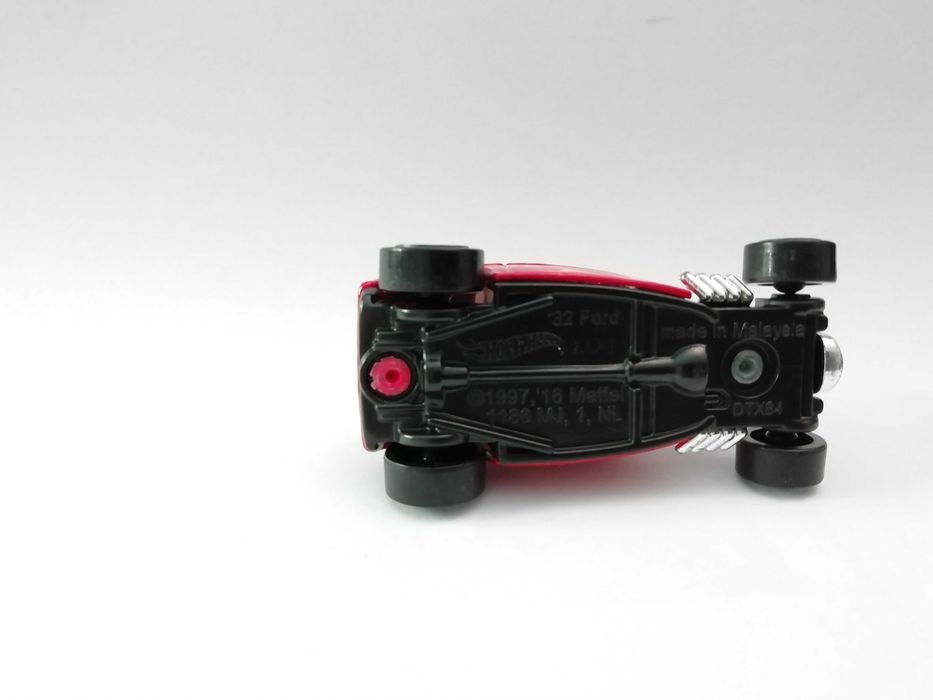 Miniatura Hot Wheels 1932 Ford Coupe