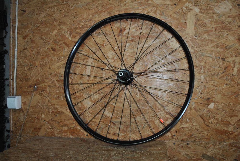 12x142 Tylnie koło Specialized Como Vado ebike 29/28 622x38 2