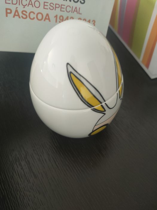 Ovo de porcelana 70 anos Vieira de Castro