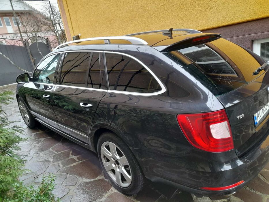 Skoda SuperB DSG 2011