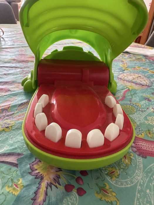 Jogo crocodilo no dentista