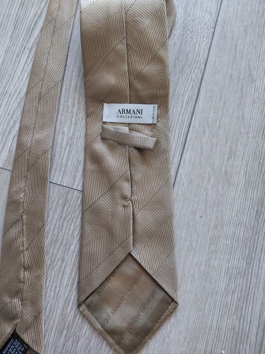 Jedwabny krawat Armani Collezioni