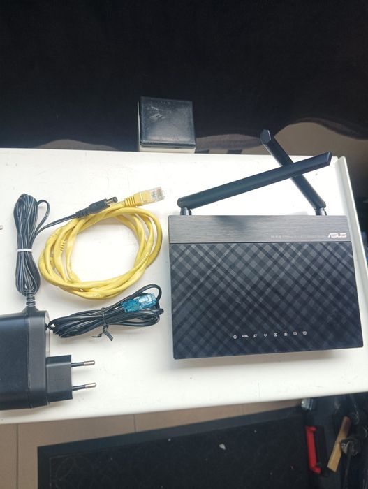 Modem ,Router Asus DSL DSL-N12E_C1