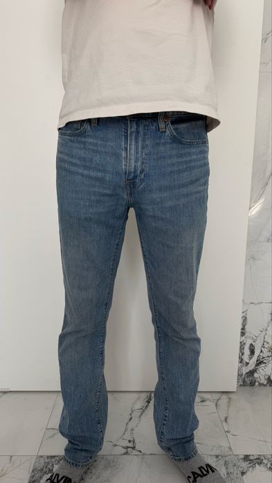 Продам Джинси Levis