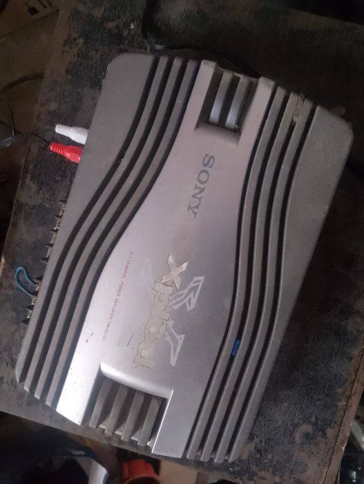 Автомобільні колонки