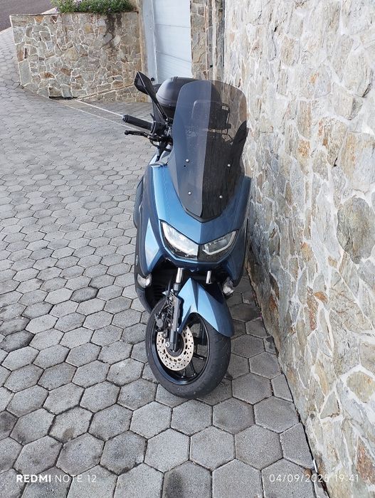 Scooter NMAX 125