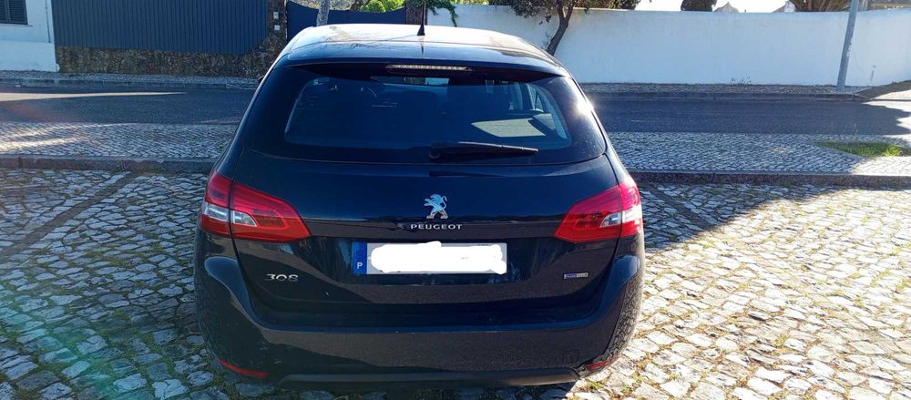 Peugeot 308 PureTech 2016 – Económico e Confortável
