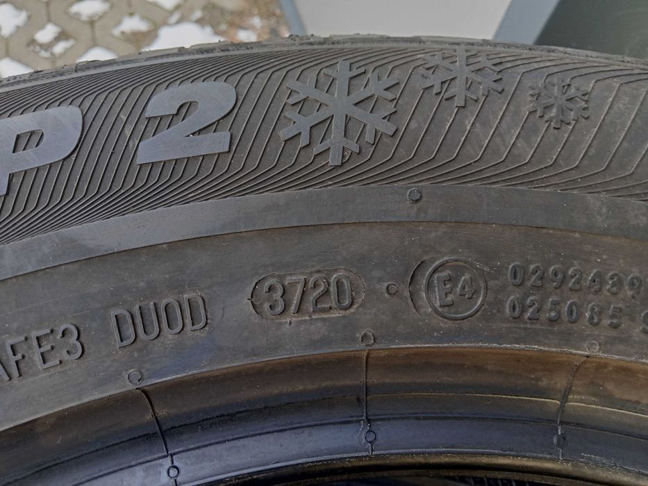 Opony zimowe komplet 4szt 215/65/17 8mm