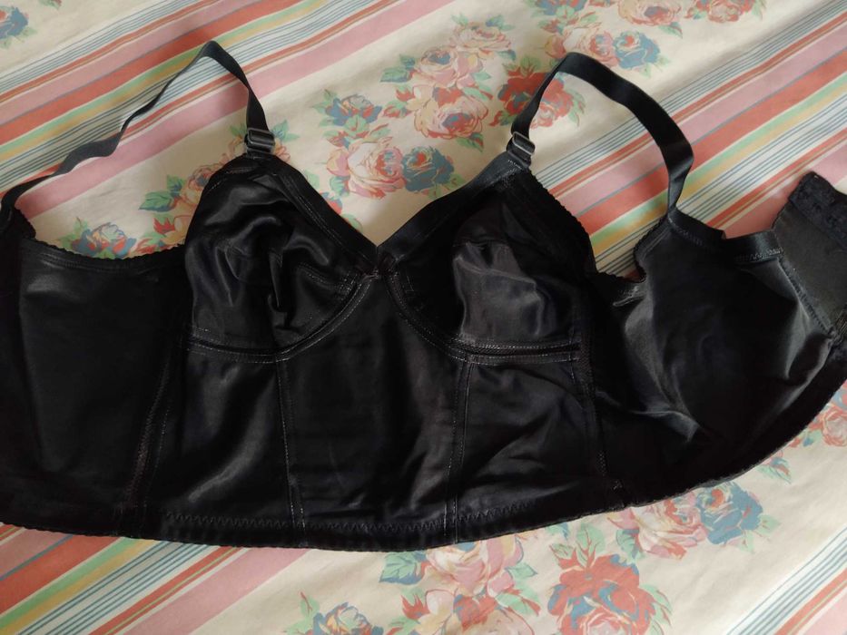 Set of 3 Bras 38/85C – 1 Beige New + 2 Black64575302188291124