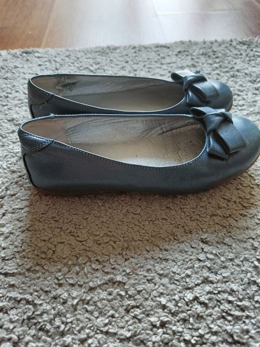 Pantofelki skórzane Gino Rossi