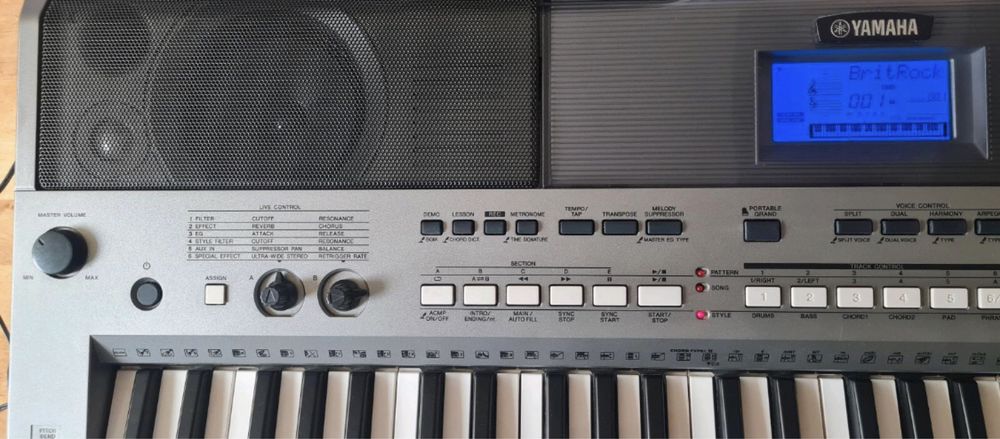 Синтезатор Yamaha psr e 443