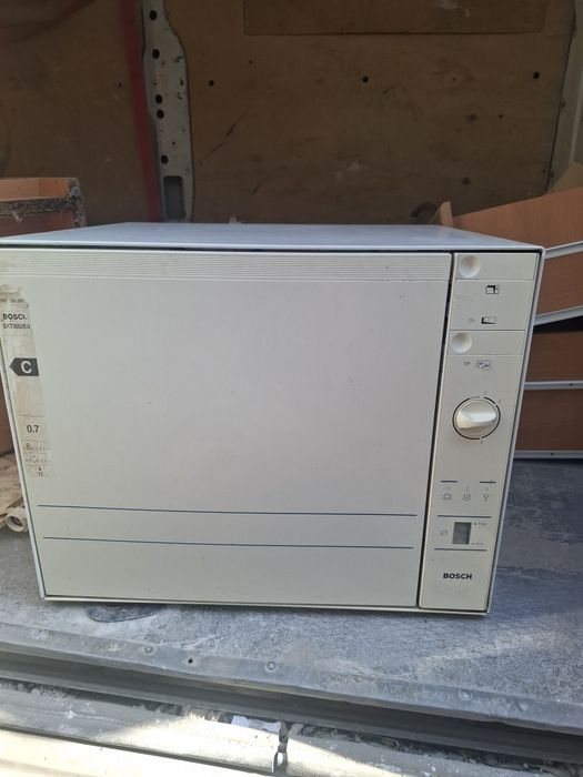 Посудомоичная машина BOSCH