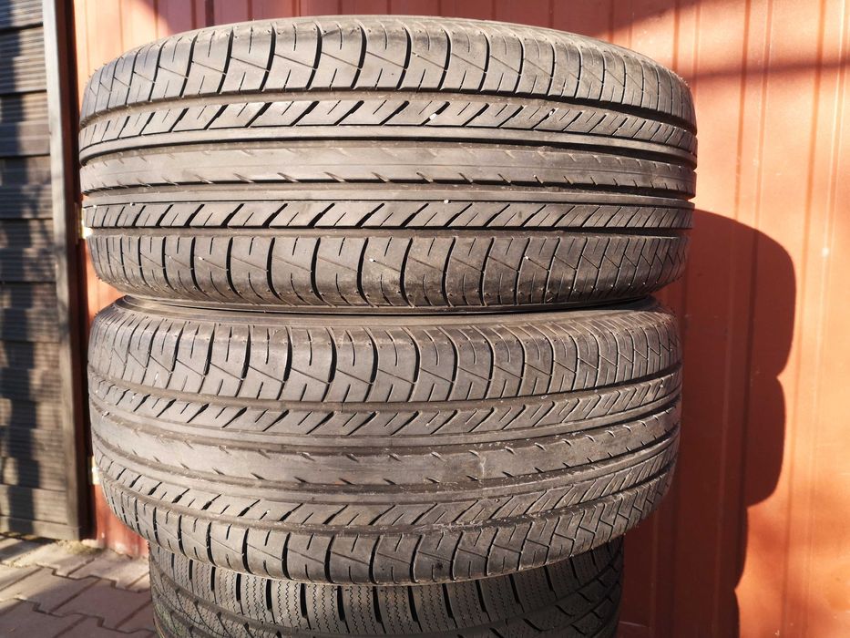 225/55 R18 98H - Yokohama BluEarth E70BZ (2 sztuki)