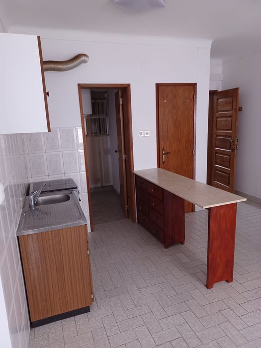 Estúdio para alugar.